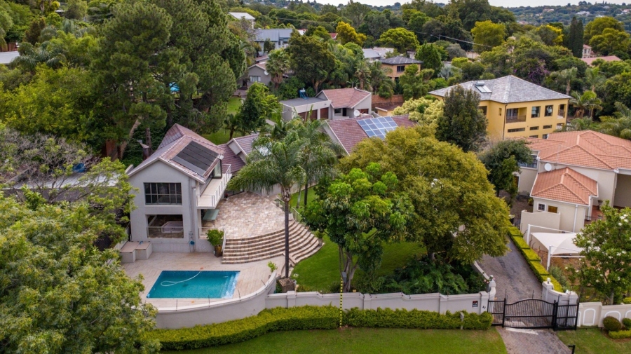 6 Bedroom Property for Sale in Waterkloof Gauteng