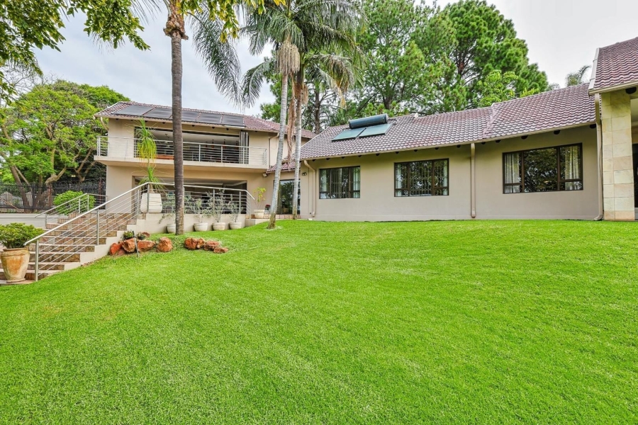 6 Bedroom Property for Sale in Waterkloof Gauteng