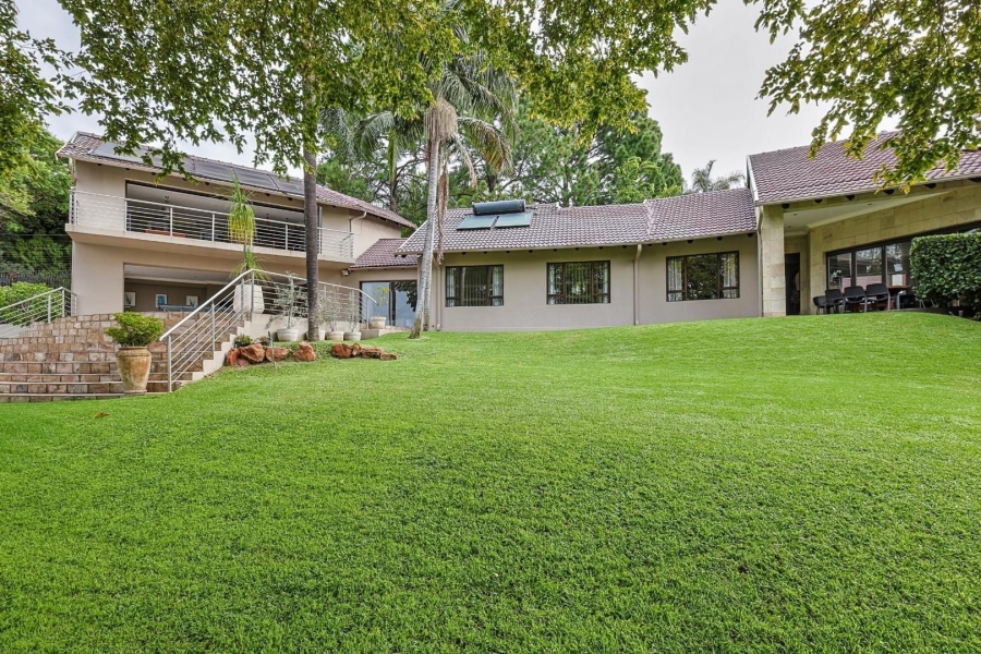 6 Bedroom Property for Sale in Waterkloof Gauteng