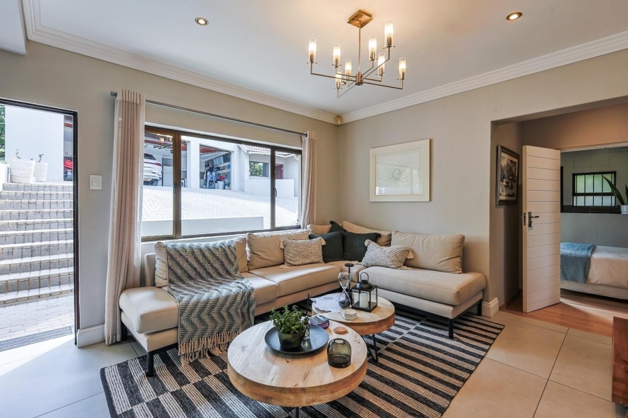 6 Bedroom Property for Sale in Waterkloof Gauteng