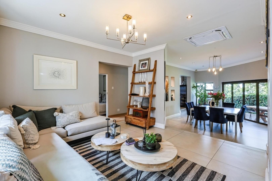 6 Bedroom Property for Sale in Waterkloof Gauteng