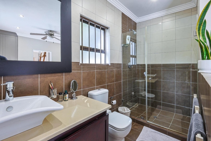 6 Bedroom Property for Sale in Waterkloof Gauteng