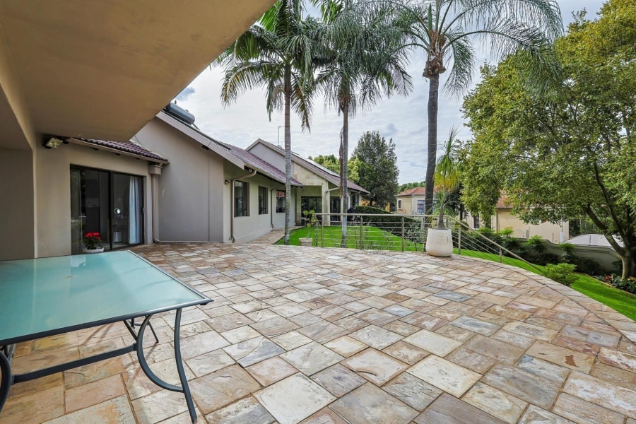 6 Bedroom Property for Sale in Waterkloof Gauteng