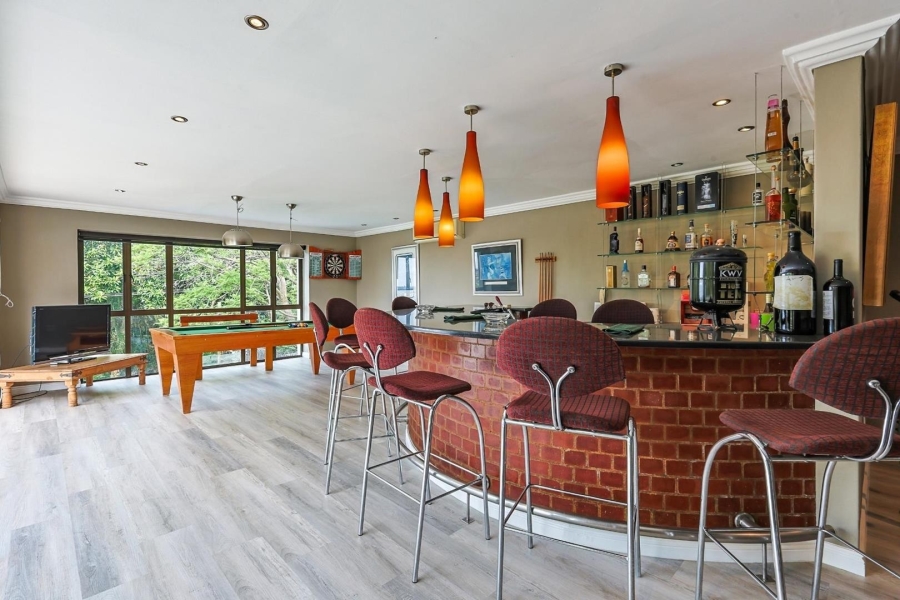 6 Bedroom Property for Sale in Waterkloof Gauteng