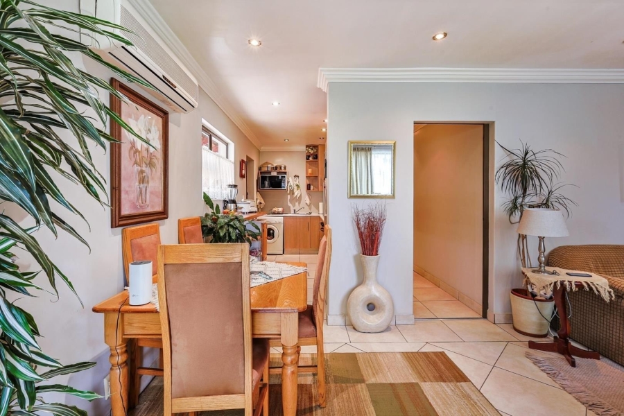 6 Bedroom Property for Sale in Waterkloof Gauteng