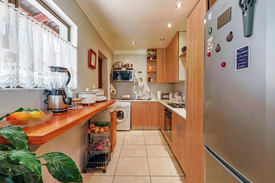 6 Bedroom Property for Sale in Waterkloof Gauteng