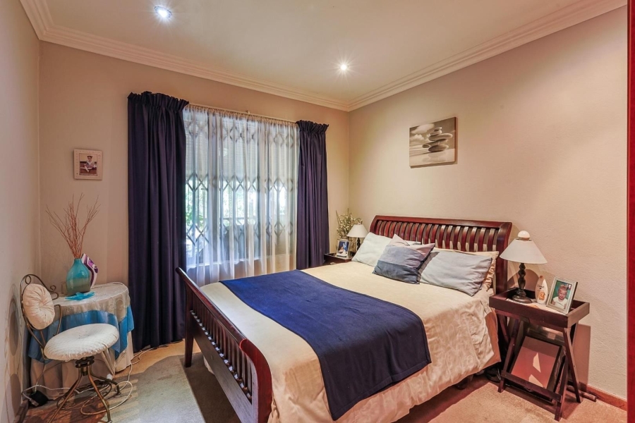 6 Bedroom Property for Sale in Waterkloof Gauteng