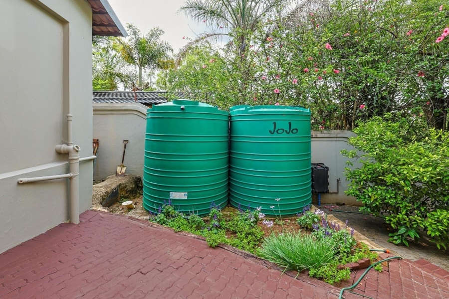 6 Bedroom Property for Sale in Waterkloof Gauteng