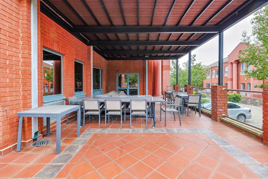 To Let commercial Property for Rent in Erasmuskloof Gauteng