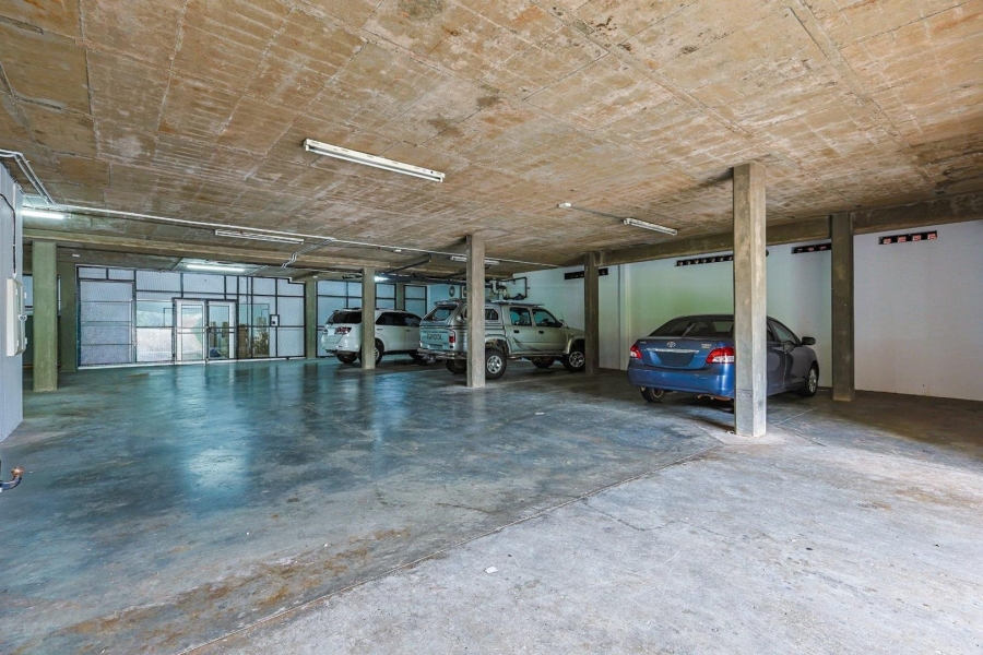 To Let commercial Property for Rent in Erasmuskloof Gauteng