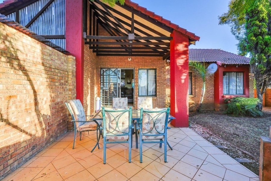 3 Bedroom Property for Sale in Moreleta Park Gauteng