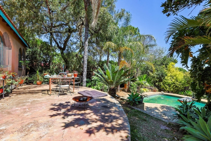 7 Bedroom Property for Sale in Waterkloof Ridge Gauteng