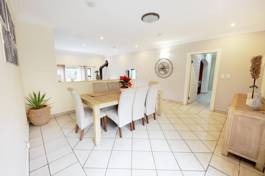 4 Bedroom Property for Sale in Woodhill Estate Gauteng
