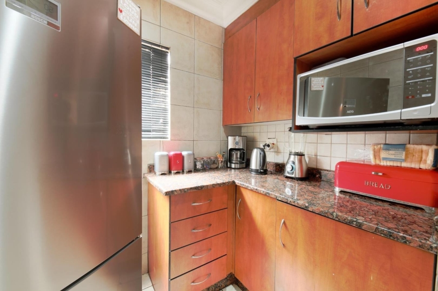 4 Bedroom Property for Sale in Woodhill Estate Gauteng