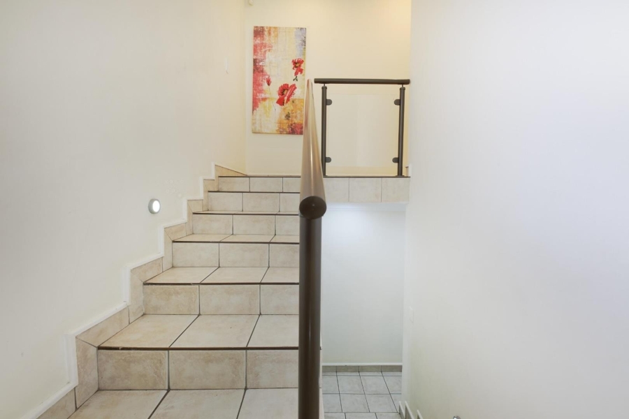 4 Bedroom Property for Sale in Woodhill Estate Gauteng