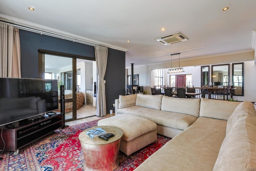 4 Bedroom Property for Sale in Waterkloof Ridge Gauteng