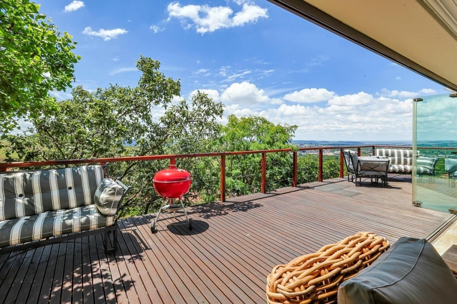 4 Bedroom Property for Sale in Waterkloof Ridge Gauteng