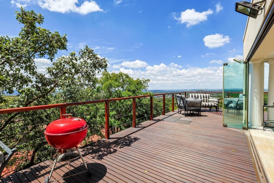 4 Bedroom Property for Sale in Waterkloof Ridge Gauteng