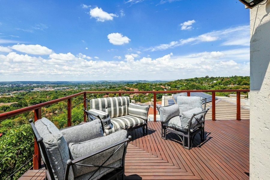 4 Bedroom Property for Sale in Waterkloof Ridge Gauteng