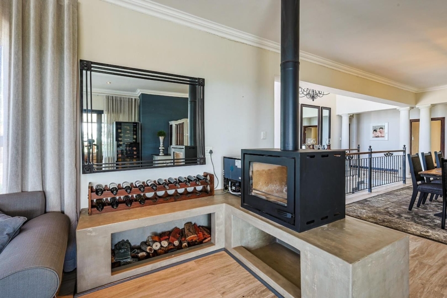 4 Bedroom Property for Sale in Waterkloof Ridge Gauteng