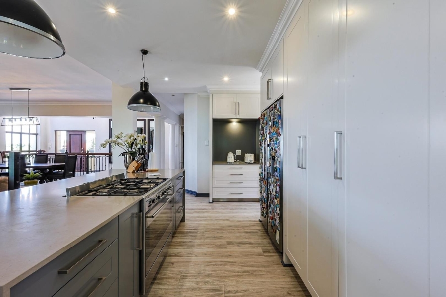 4 Bedroom Property for Sale in Waterkloof Ridge Gauteng