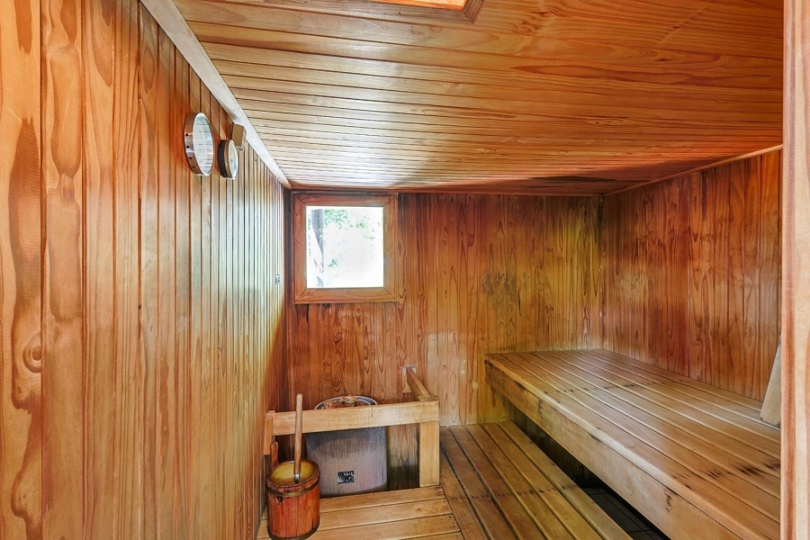 4 Bedroom Property for Sale in Waterkloof Ridge Gauteng