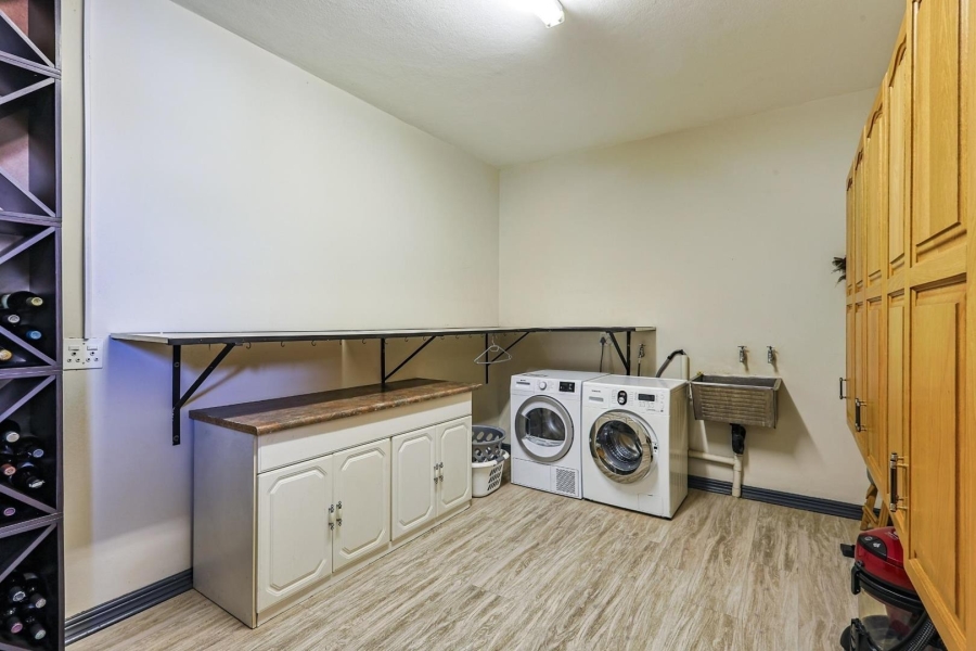 4 Bedroom Property for Sale in Waterkloof Ridge Gauteng