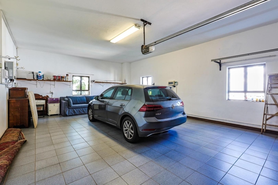 4 Bedroom Property for Sale in Waterkloof Ridge Gauteng