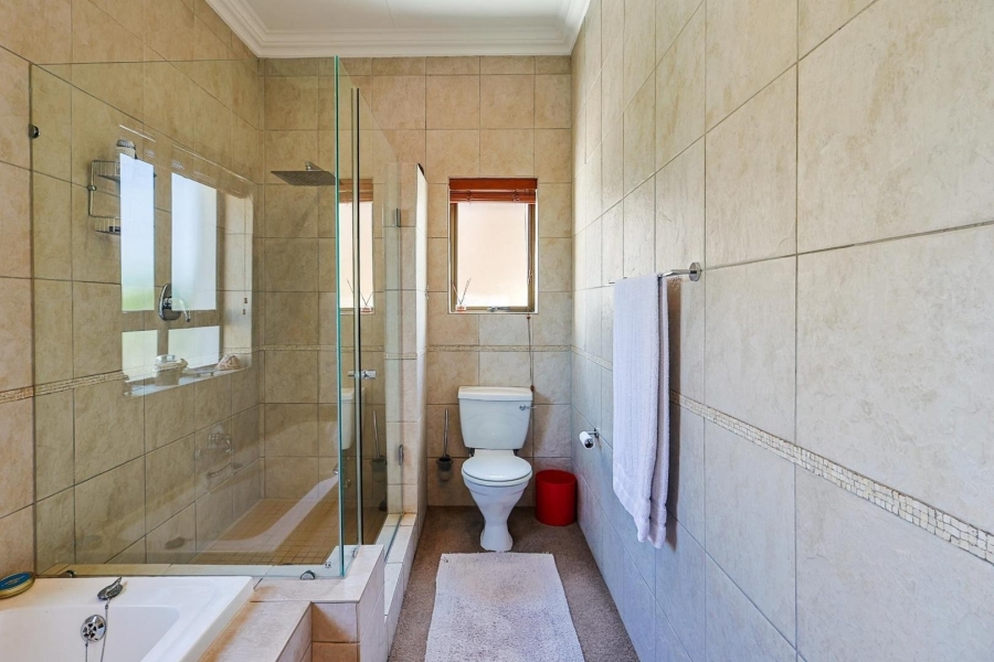 4 Bedroom Property for Sale in Waterkloof Ridge Gauteng