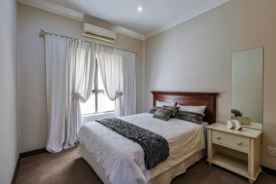 4 Bedroom Property for Sale in Waterkloof Ridge Gauteng