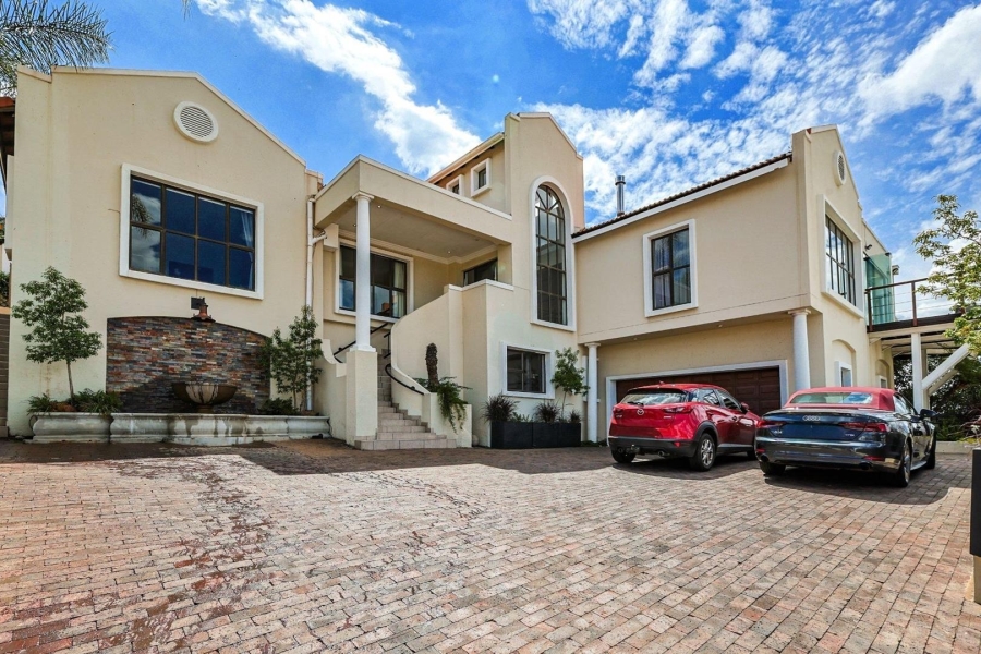 4 Bedroom Property for Sale in Waterkloof Ridge Gauteng