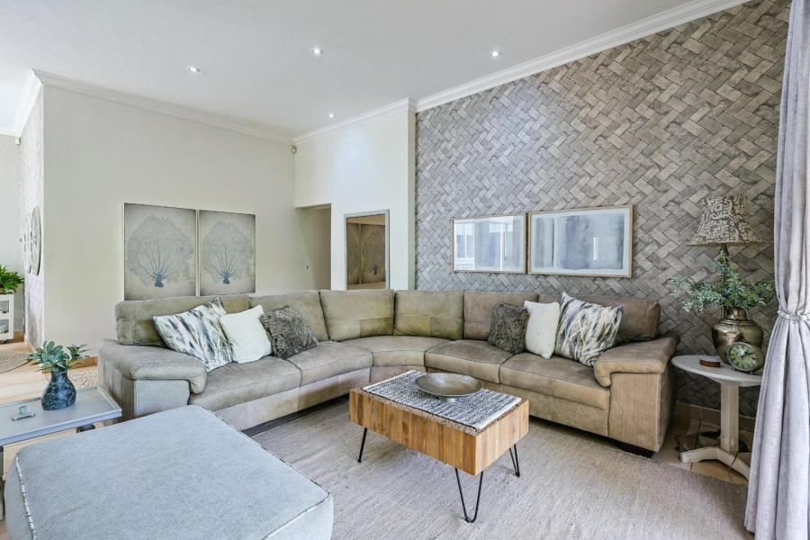 4 Bedroom Property for Sale in Wapadrand Gauteng