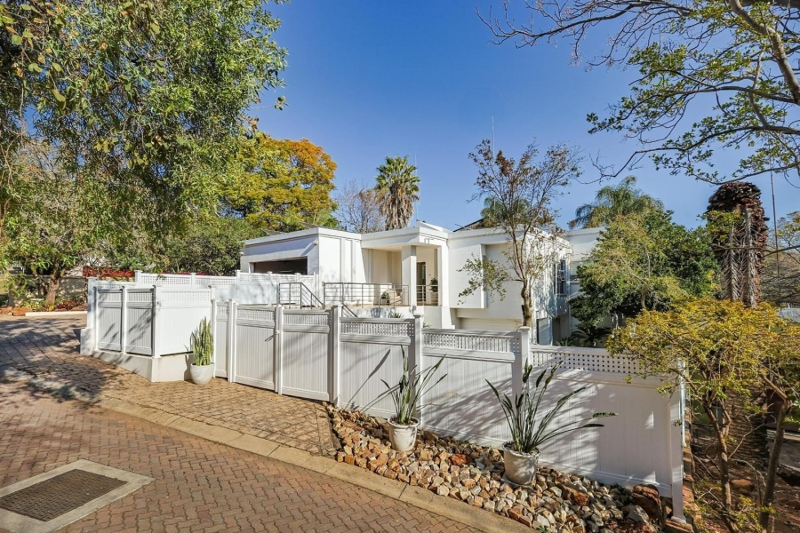 4 Bedroom Property for Sale in Wapadrand Gauteng