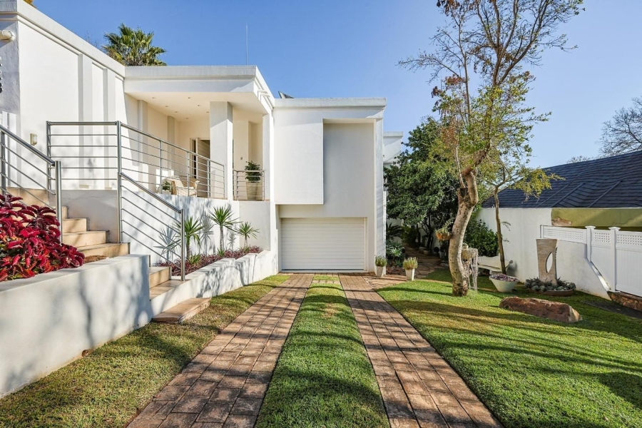 4 Bedroom Property for Sale in Wapadrand Gauteng