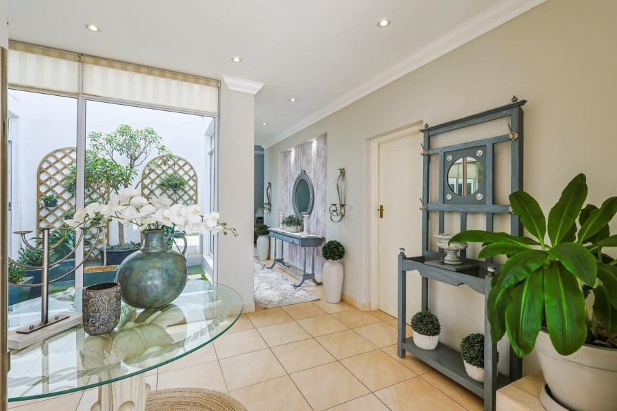 4 Bedroom Property for Sale in Wapadrand Gauteng