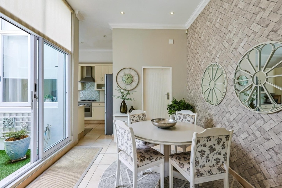 4 Bedroom Property for Sale in Wapadrand Gauteng