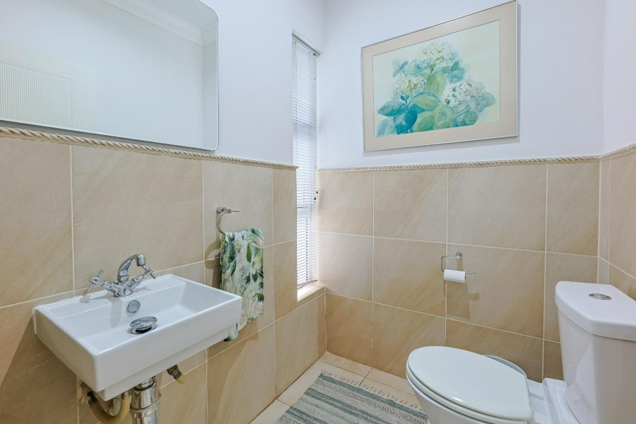 4 Bedroom Property for Sale in Wapadrand Gauteng