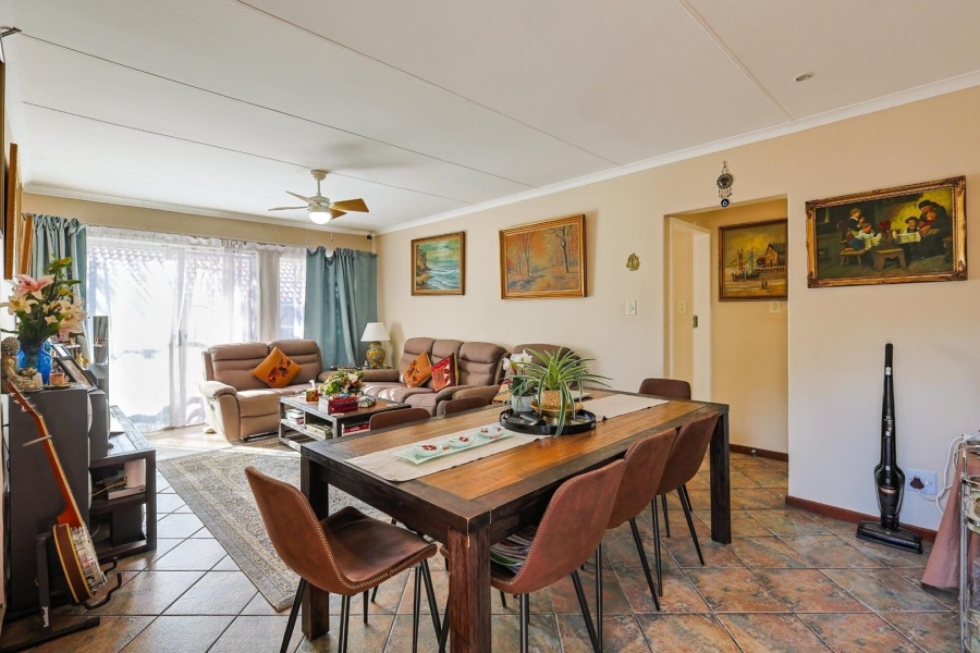 3 Bedroom Property for Sale in Wapadrand Gauteng