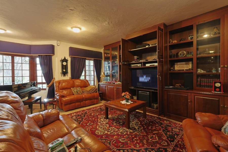 3 Bedroom Property for Sale in Silver Lakes Gauteng