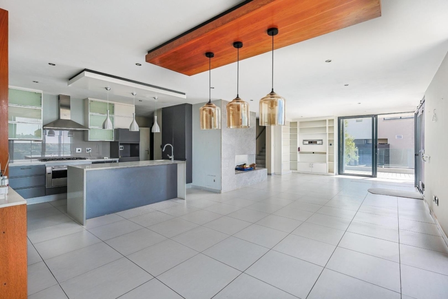 4 Bedroom Property for Sale in Waterkloof Ridge Gauteng