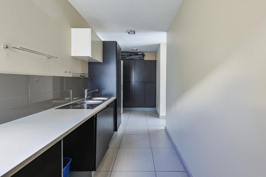 4 Bedroom Property for Sale in Waterkloof Ridge Gauteng