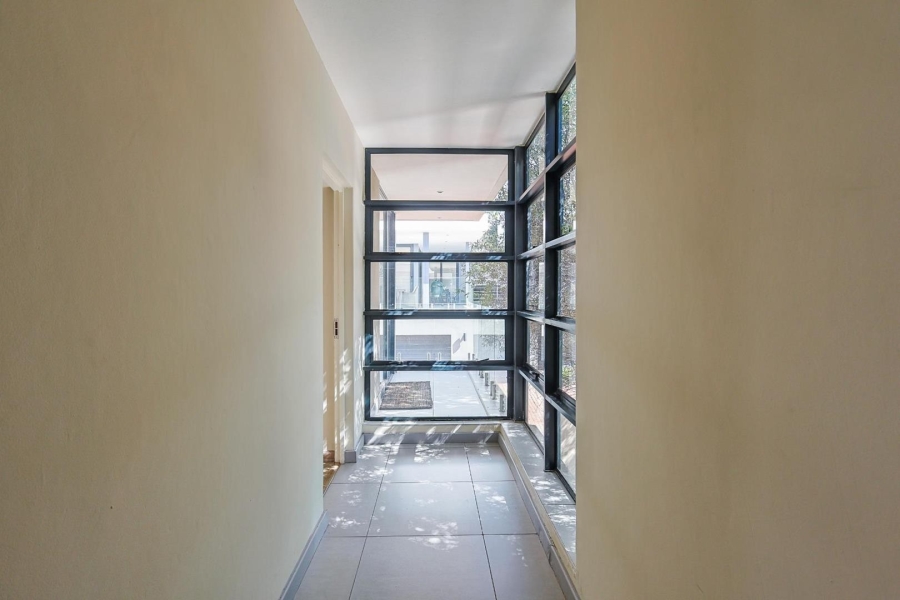 4 Bedroom Property for Sale in Waterkloof Ridge Gauteng