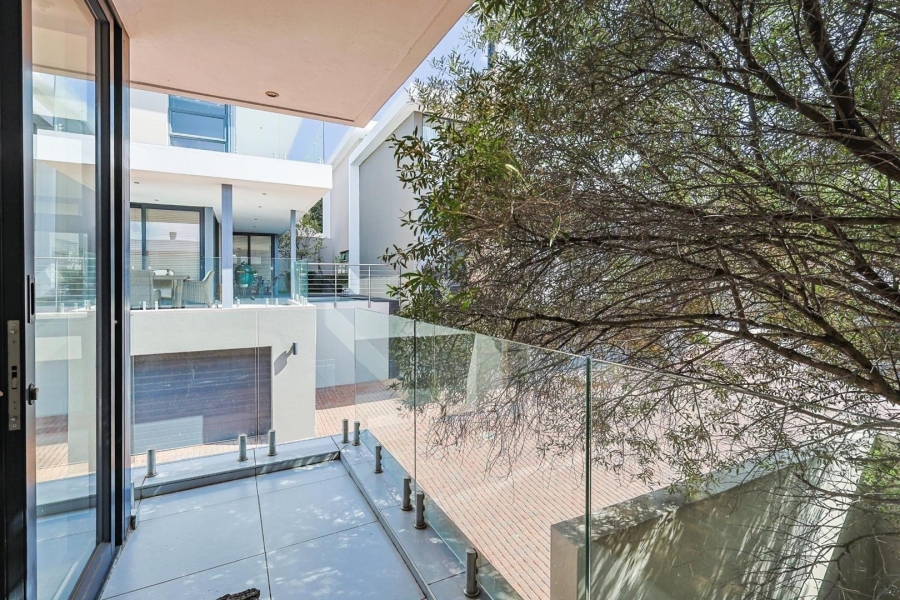 4 Bedroom Property for Sale in Waterkloof Ridge Gauteng