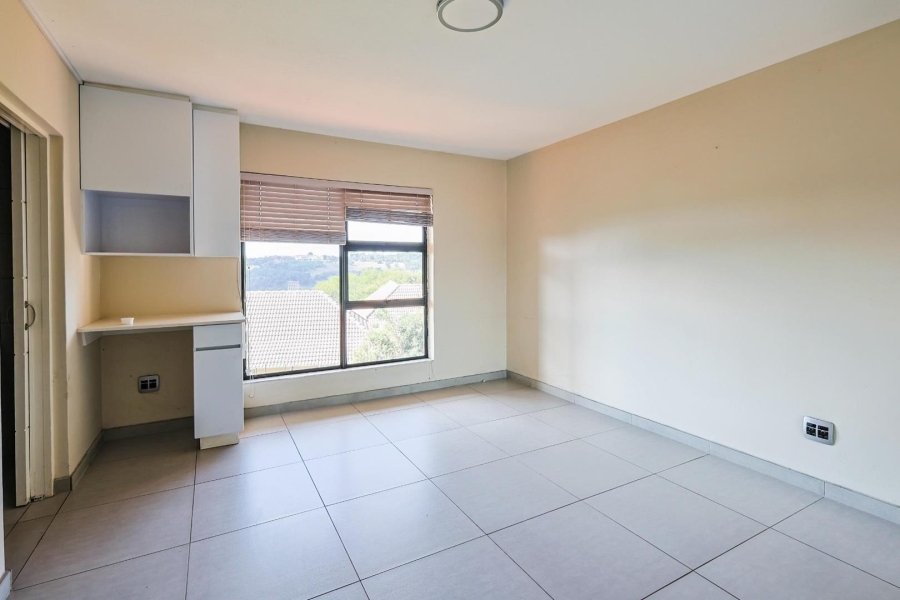 4 Bedroom Property for Sale in Waterkloof Ridge Gauteng