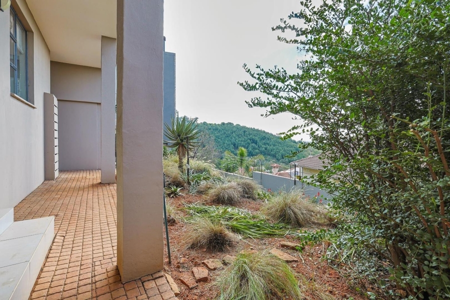 4 Bedroom Property for Sale in Waterkloof Ridge Gauteng