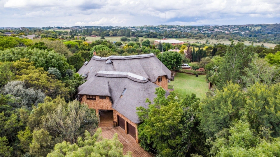 5 Bedroom Property for Sale in Mooikloof Equestrian Estate Gauteng