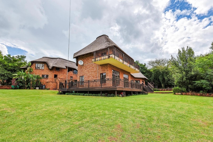 5 Bedroom Property for Sale in Mooikloof Equestrian Estate Gauteng