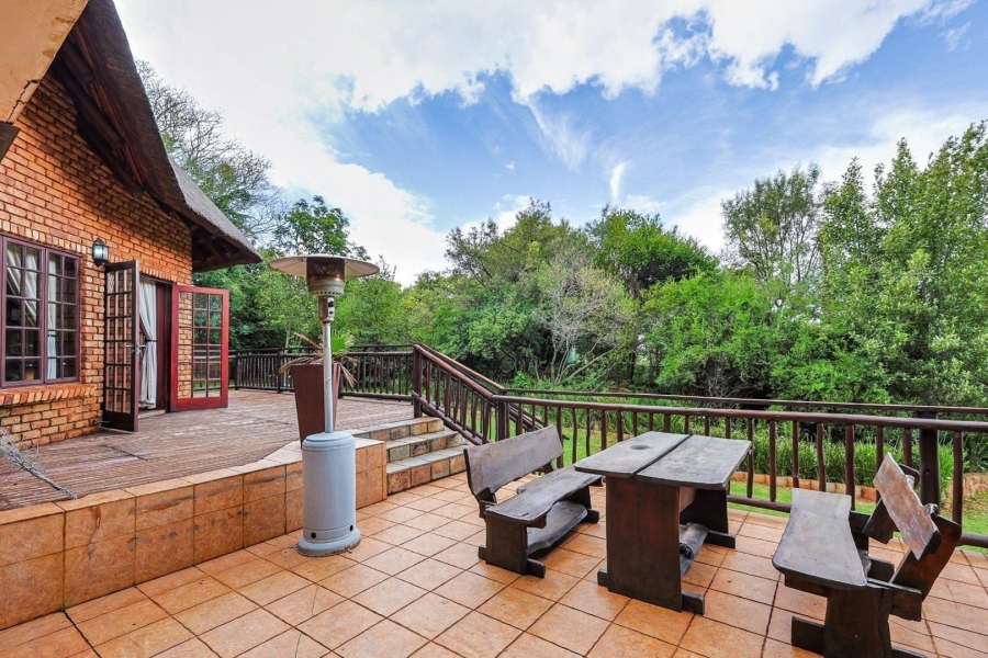 5 Bedroom Property for Sale in Mooikloof Equestrian Estate Gauteng