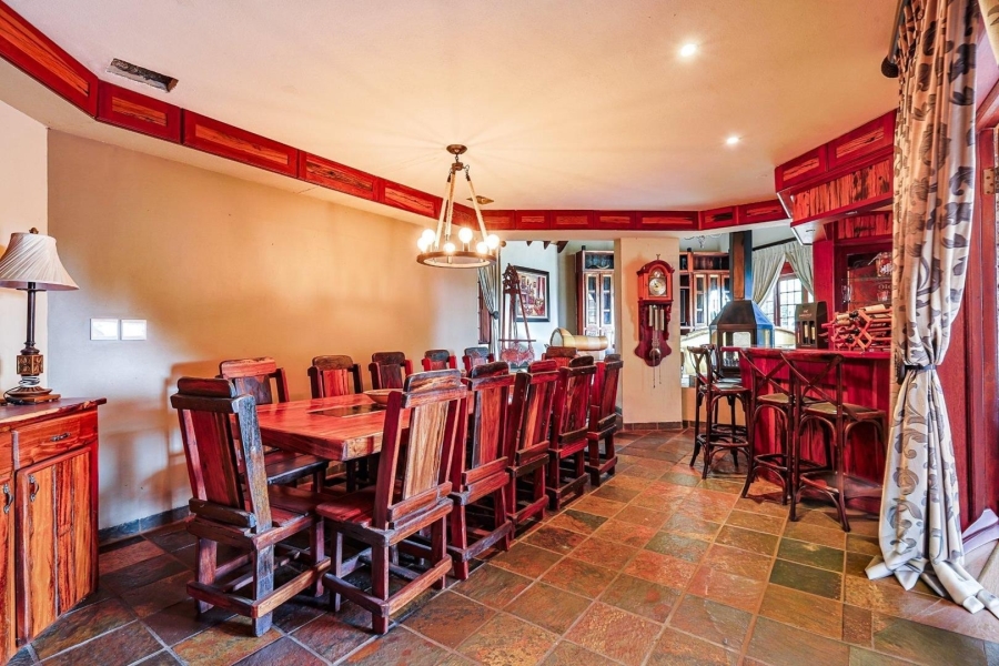 5 Bedroom Property for Sale in Mooikloof Equestrian Estate Gauteng