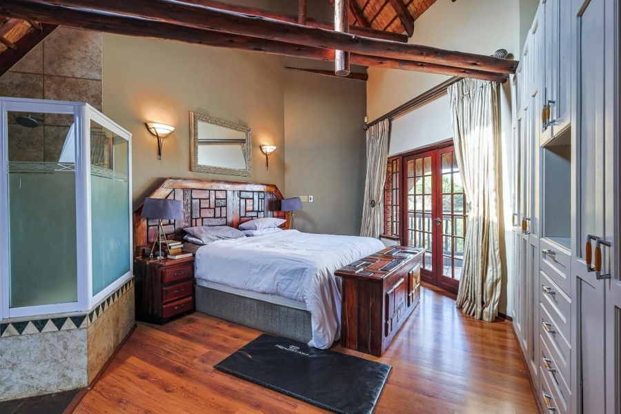 5 Bedroom Property for Sale in Mooikloof Equestrian Estate Gauteng
